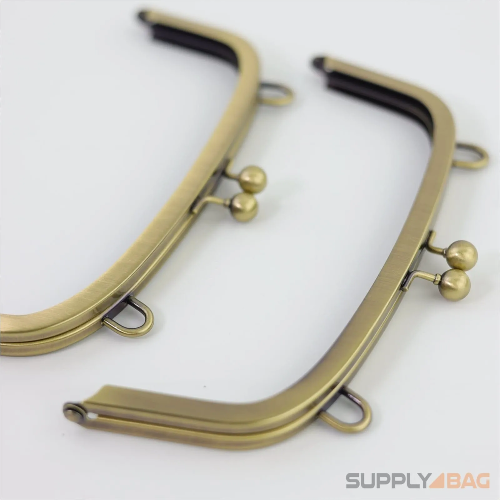 8 1/4 x 3 inch - Kisslock Clasp - Antique Brass Metal Purse Frame with Chain Rings