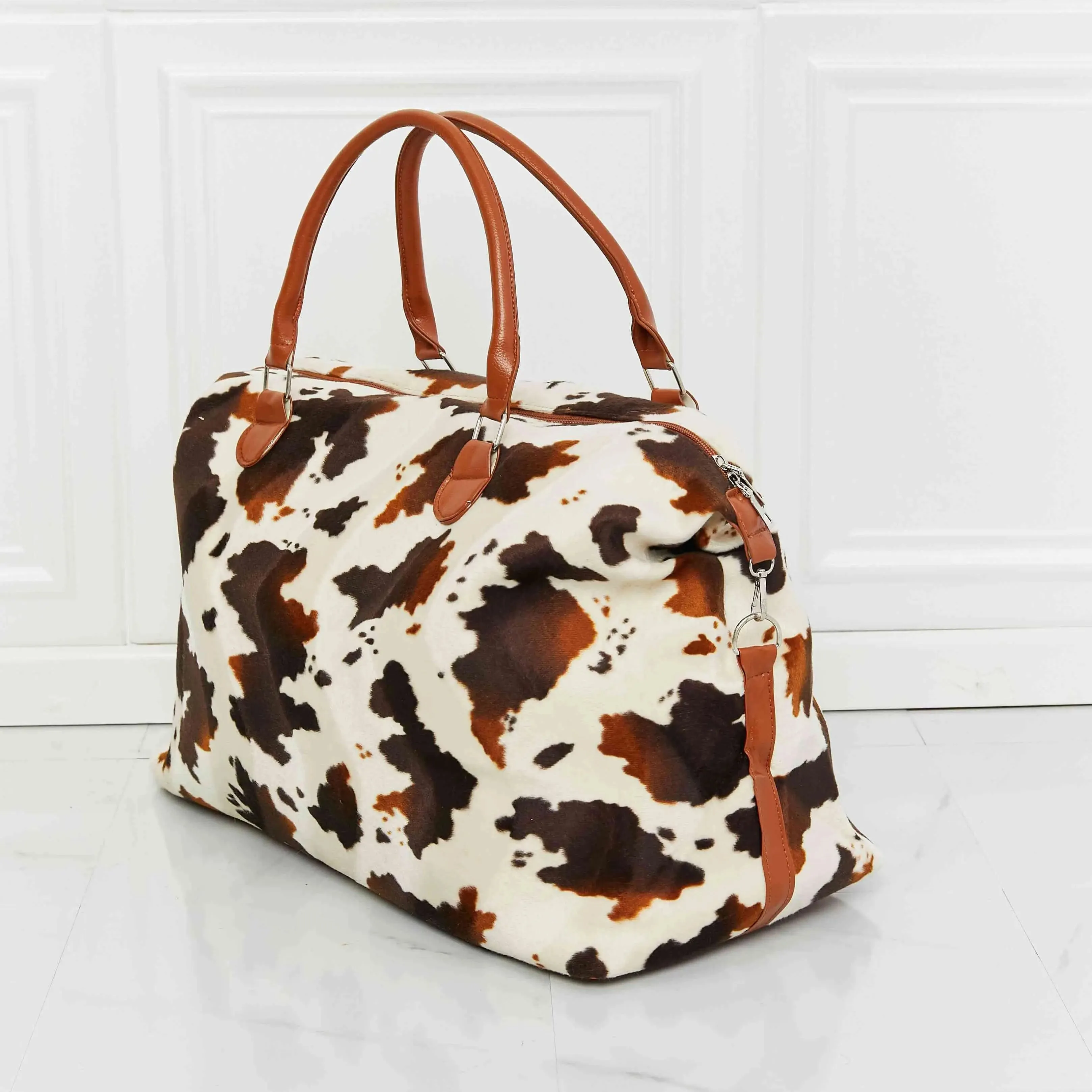 Adaptable | Animal Print Plush Weekender Bag