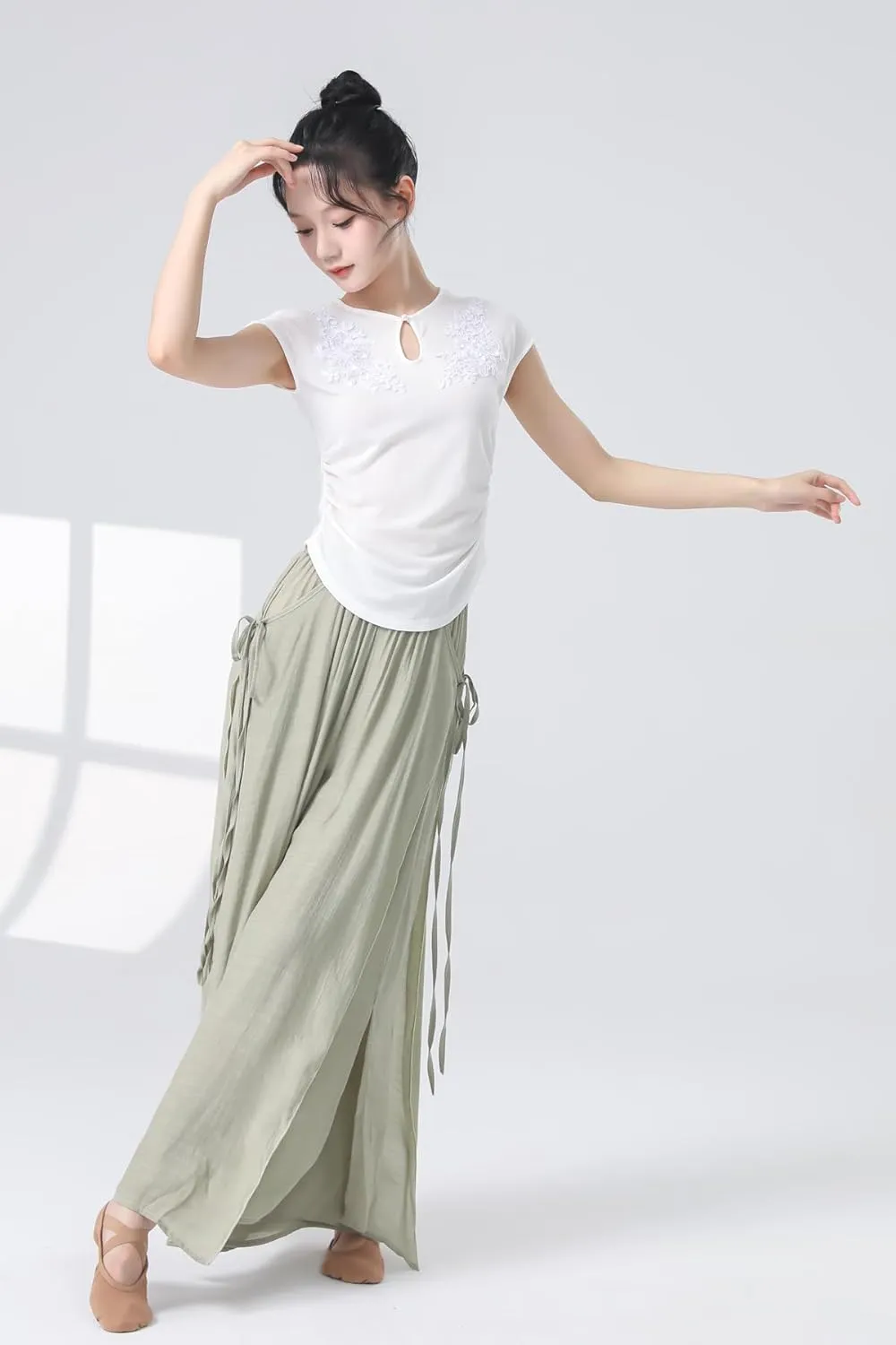Angcoco Women's Elegant Double-Layer Wide-Leg Loose Fitting Pants for Dance Performance
