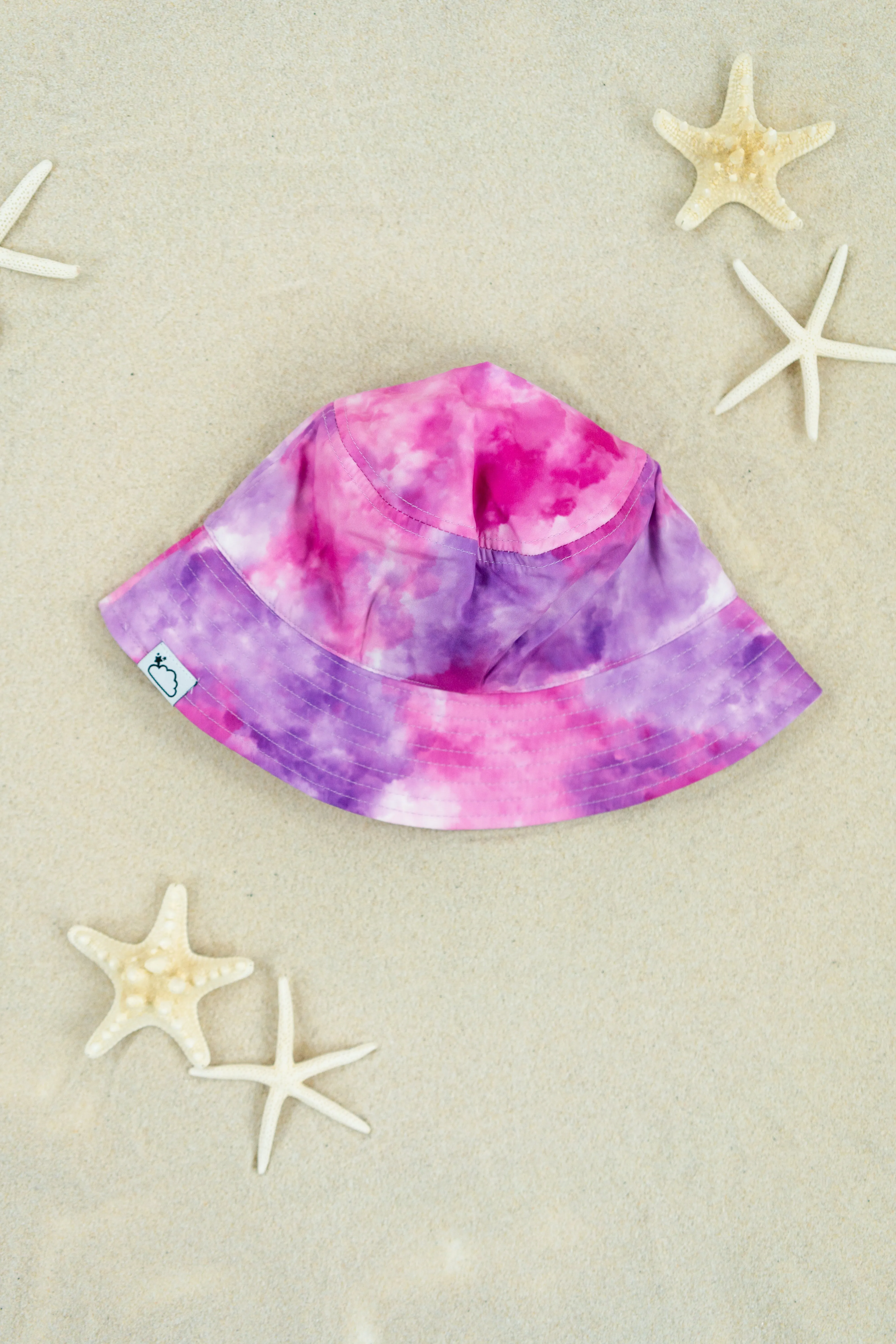 CANDY CLOUDS DREAM BUCKET HAT