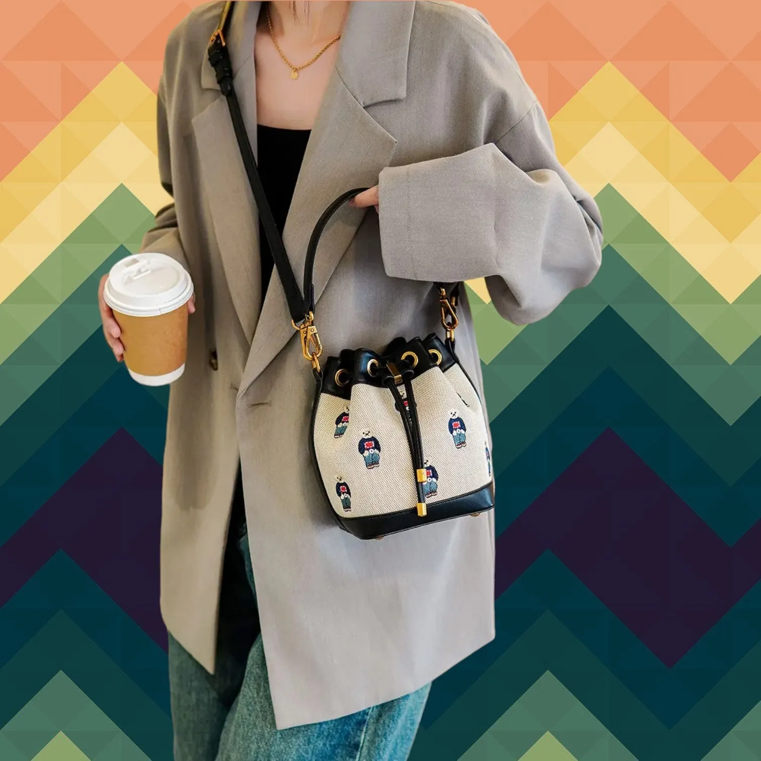Charming Cartoon Bear Embroidered Bucket Crossbody Bag