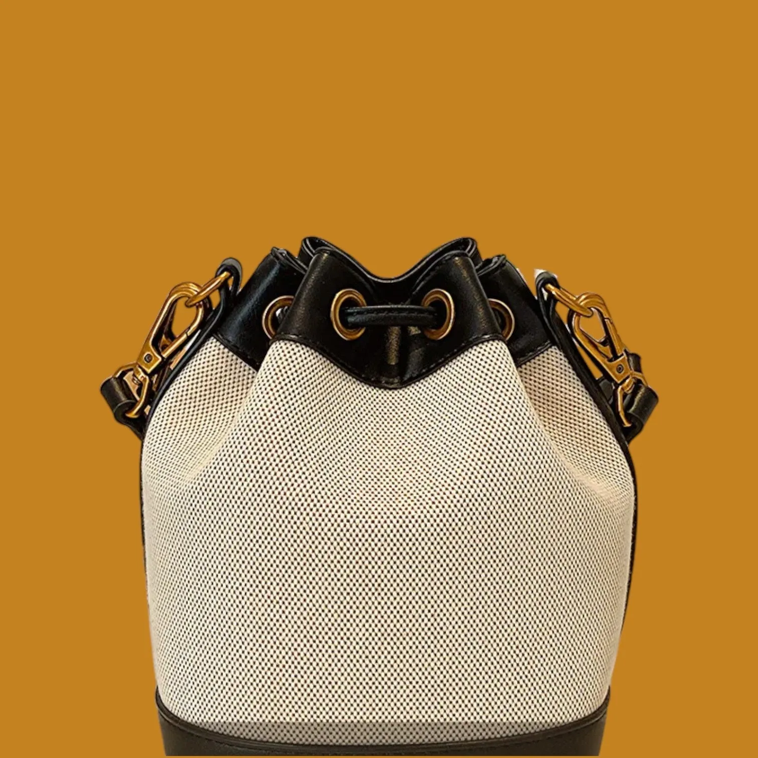 Charming Cartoon Bear Embroidered Bucket Crossbody Bag