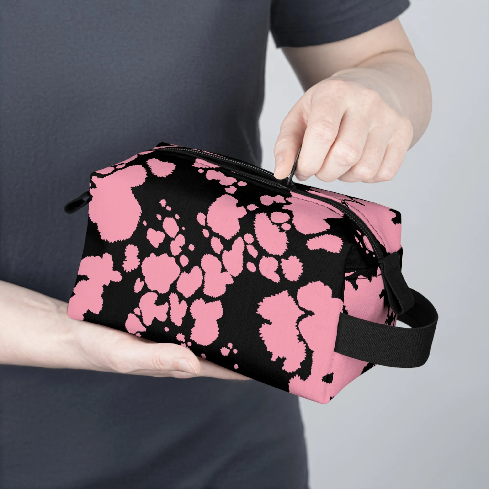 Cowhide Toiletry Bag | Rustic & Water-Resistant Organizer | Perfect for Camping, Travel, College
