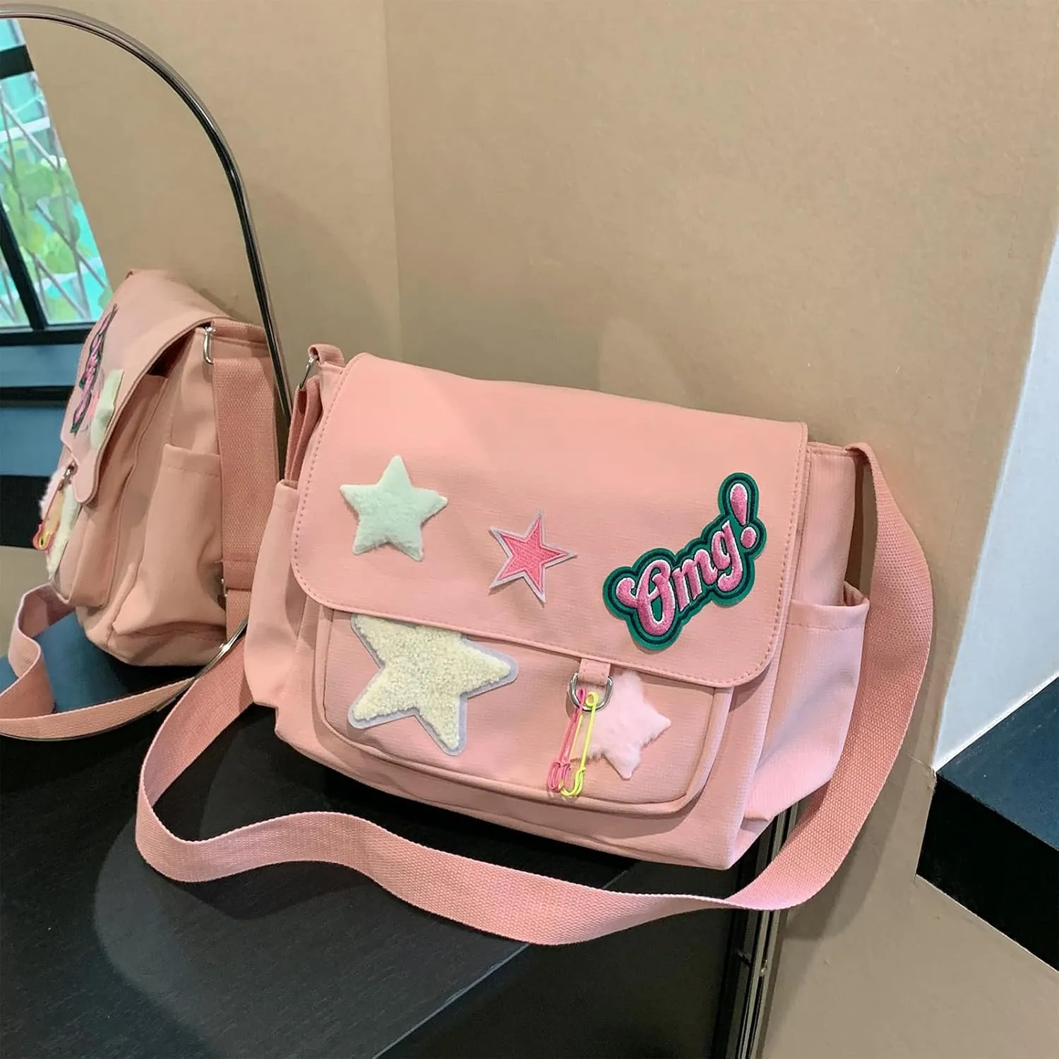 Cute Messenger Bag, Crossbody Bags for Women Kawaii Messenger Bags Purses