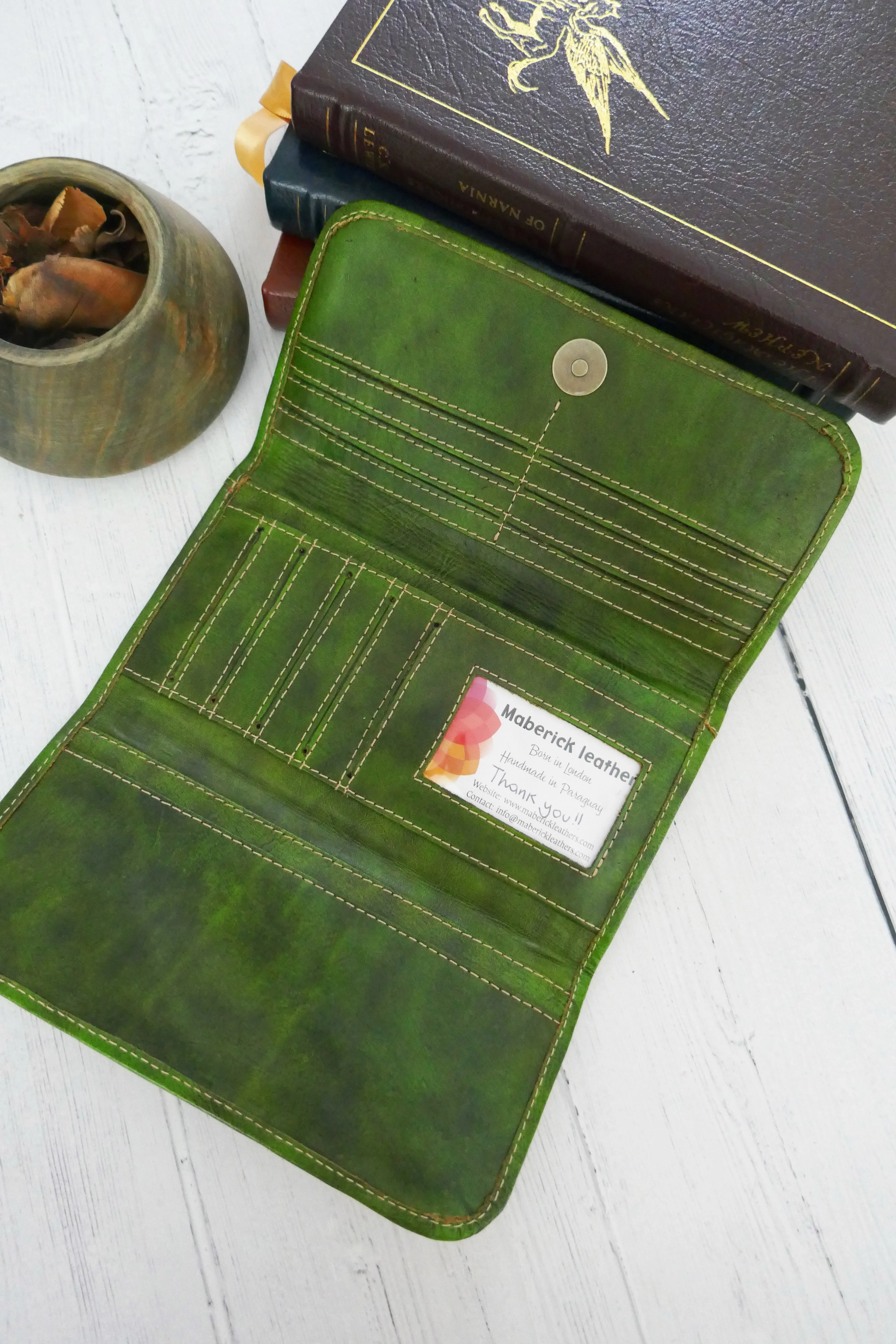 Green Floral Trifold Wallet
