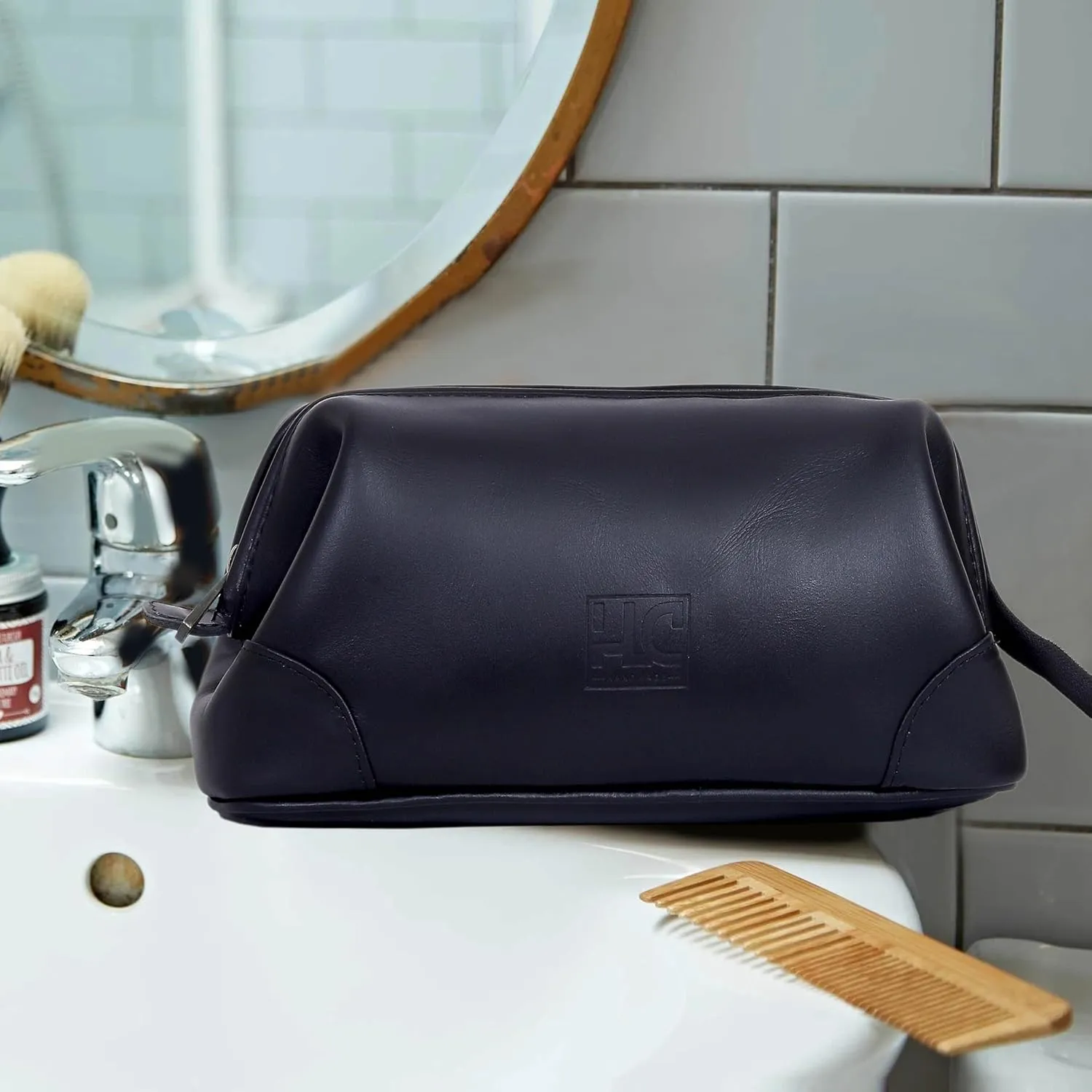 HLC Leather Toiletry Bag for Men - Best Gift for Men - Premium Genuine Leather Dopp Kit Shaving Kit Organizer Travel Kit Pouch Bag for Men - Large Size (Black)