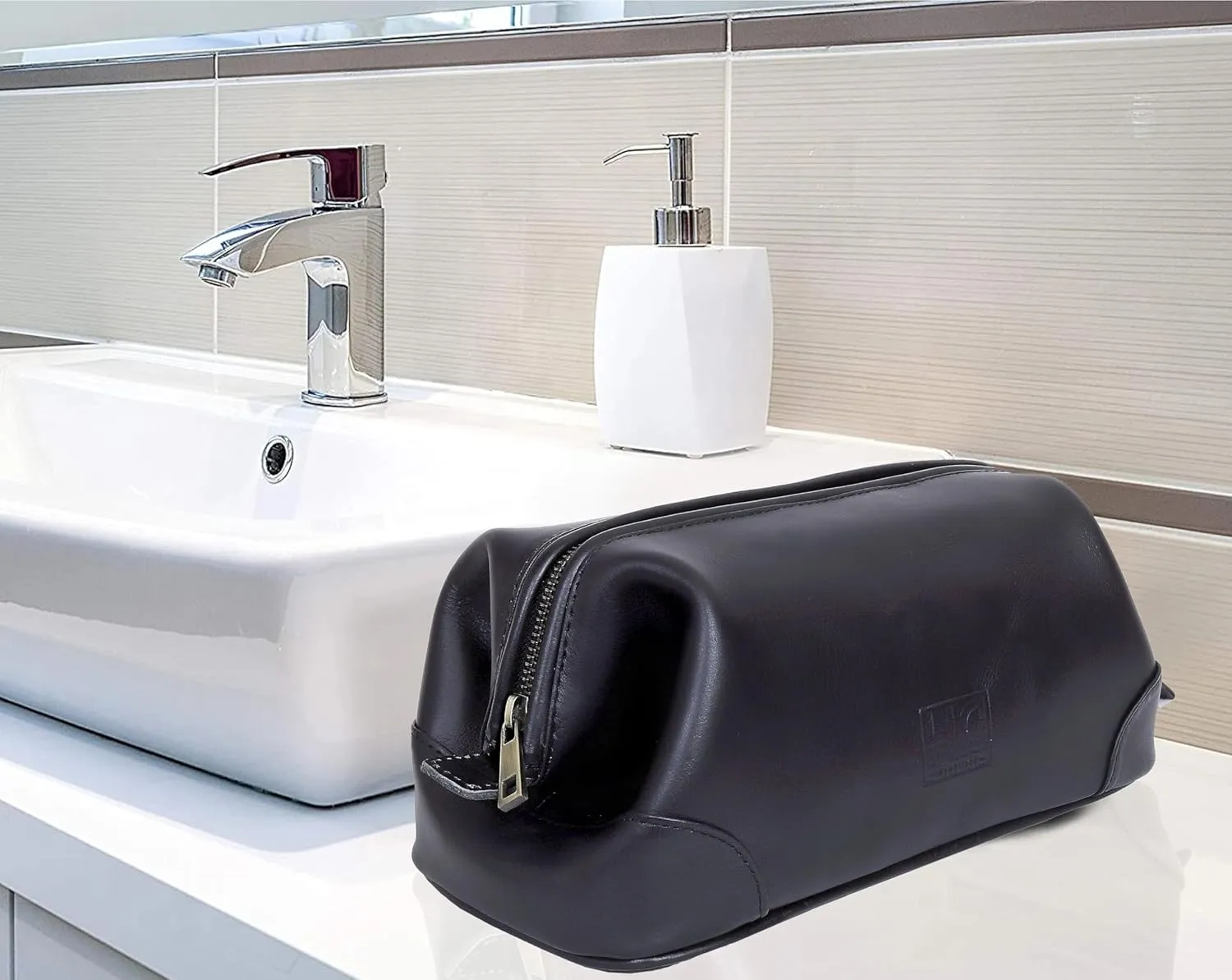 HLC Leather Toiletry Bag for Men - Best Gift for Men - Premium Genuine Leather Dopp Kit Shaving Kit Organizer Travel Kit Pouch Bag for Men - Large Size (Black)