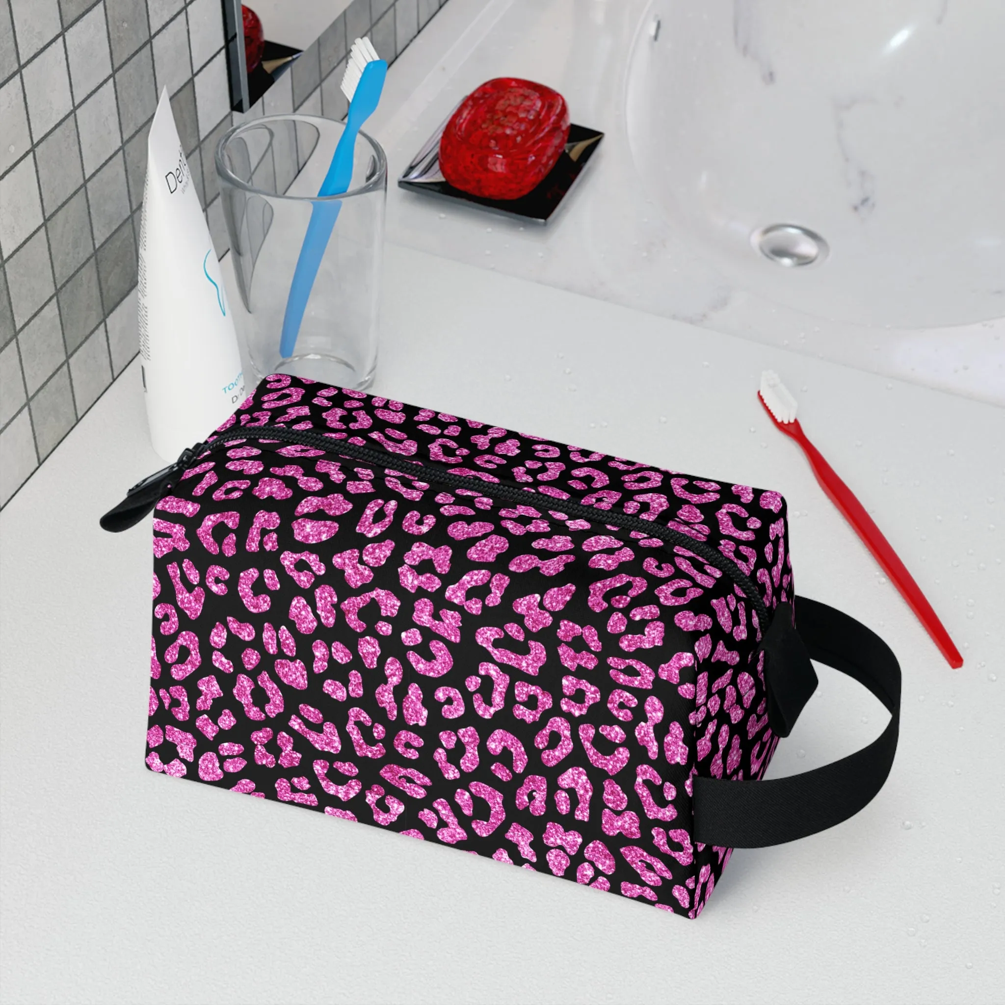 Leopard Print Toiletry Bag - Chic & Durable Organizer for the Style-Savvy Traveler