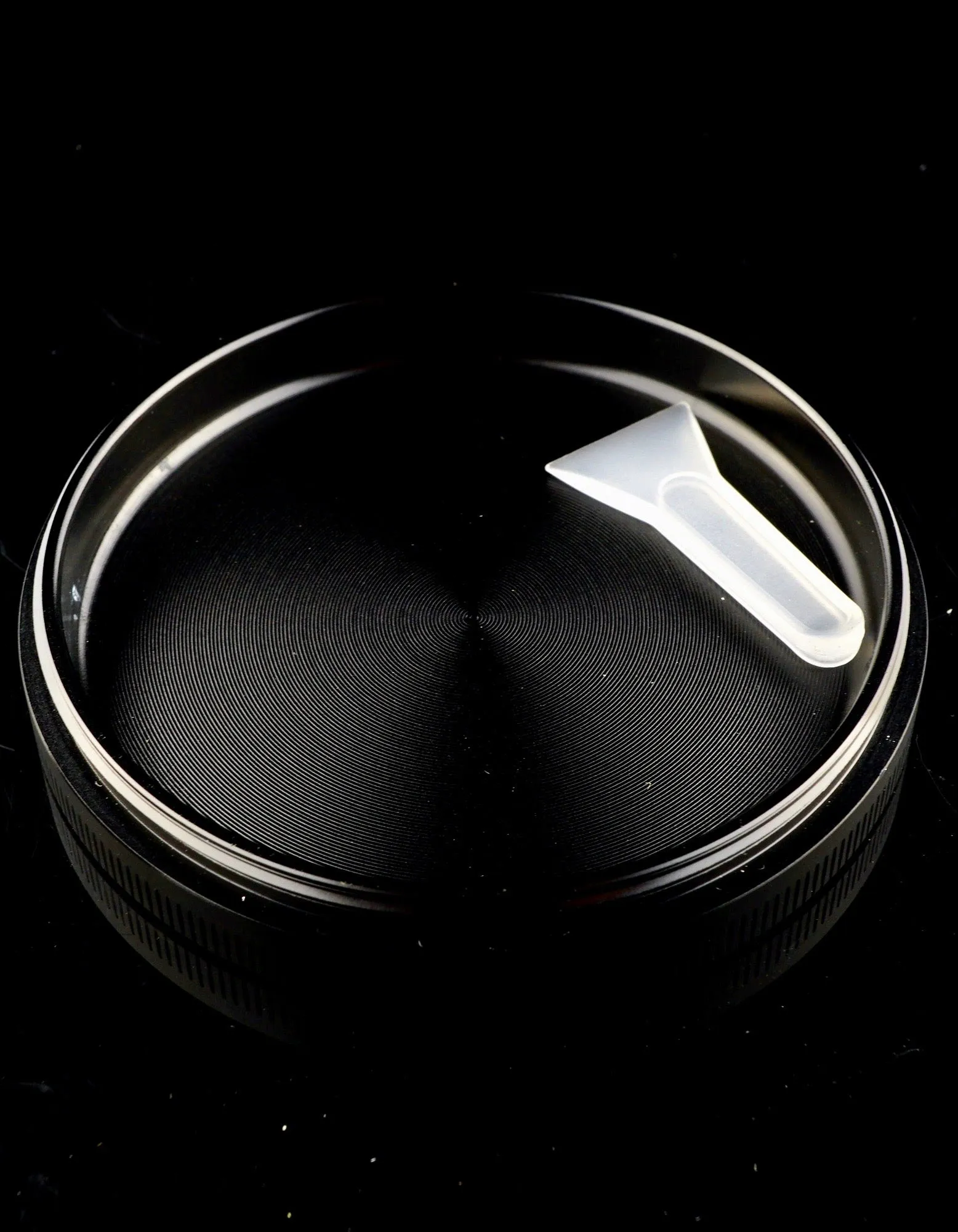 Luxury Herbal Grinder (silver / gold / black)
