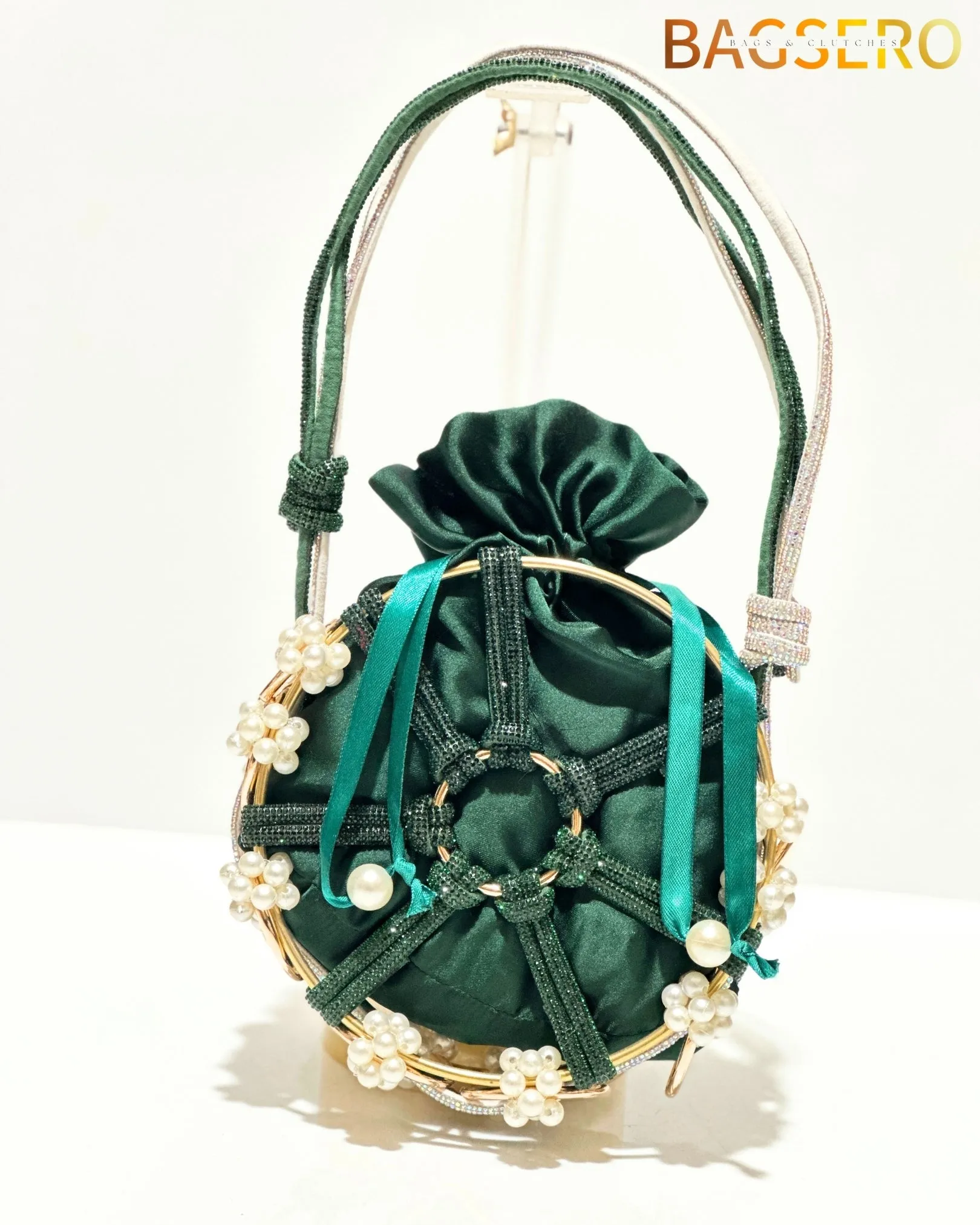 Opulent Pearl Bead Clutch