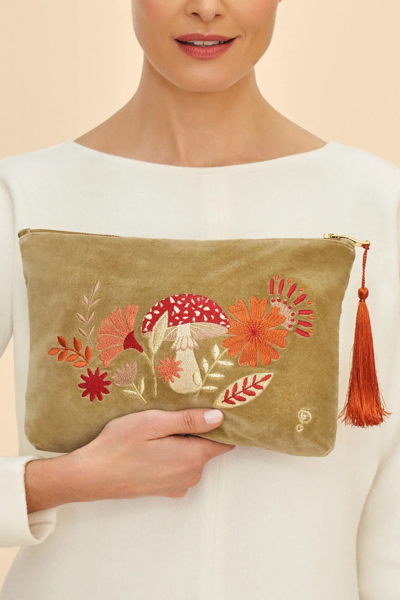 Powder Pouch Zip Tranquil Toadstool - Sage