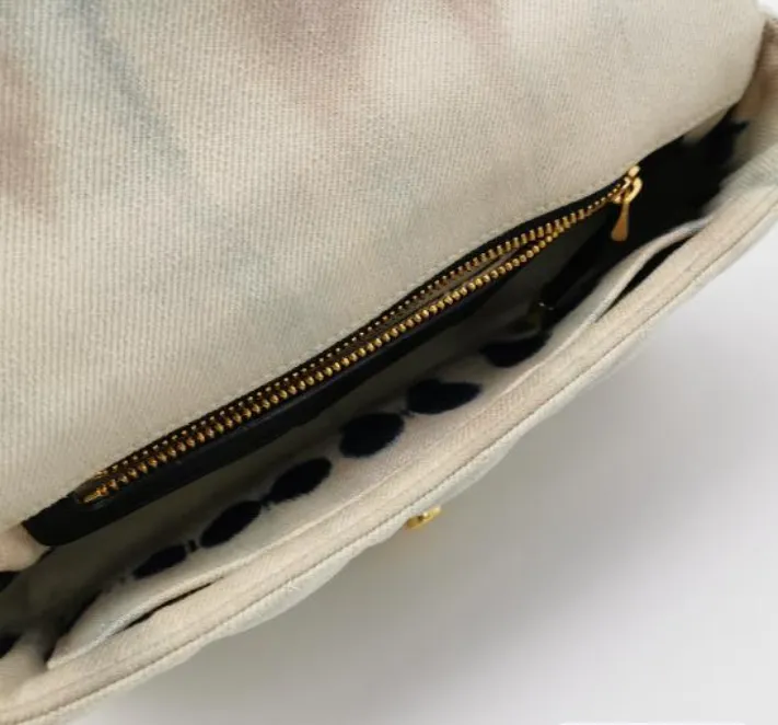 Preloved Dior Caro cannage canvas crossbody bag white 20cm*12cm*7cm 097840600327