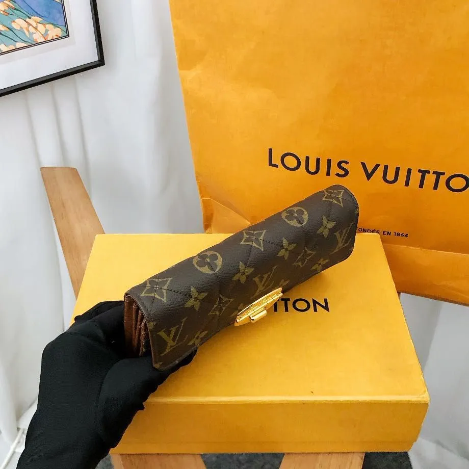 Preloved  LV Louis Vuitton monogram long wallet 18.5cm*10cm
