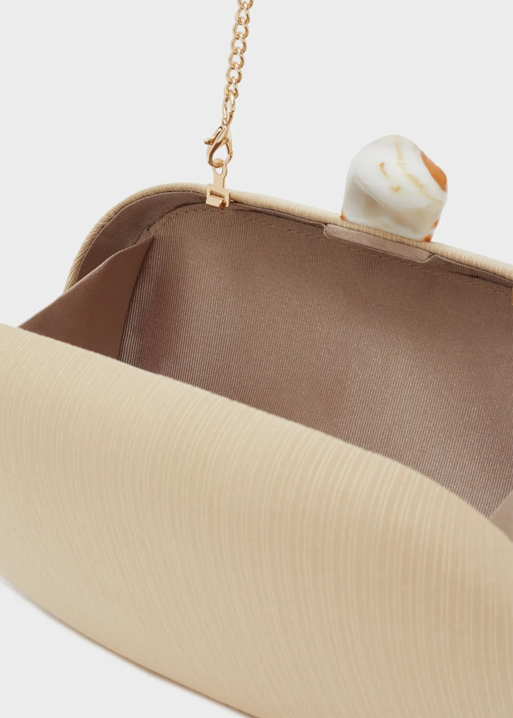 ROSI CLUTCH W/ SHELL CLOSURE
