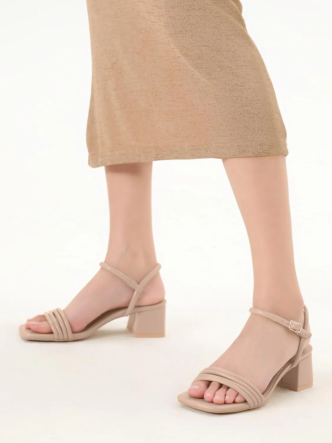 Round Strappy Heels for Women Open Square Toe Chunky Heeled Sandals Ankle Strap Block Low Heels
