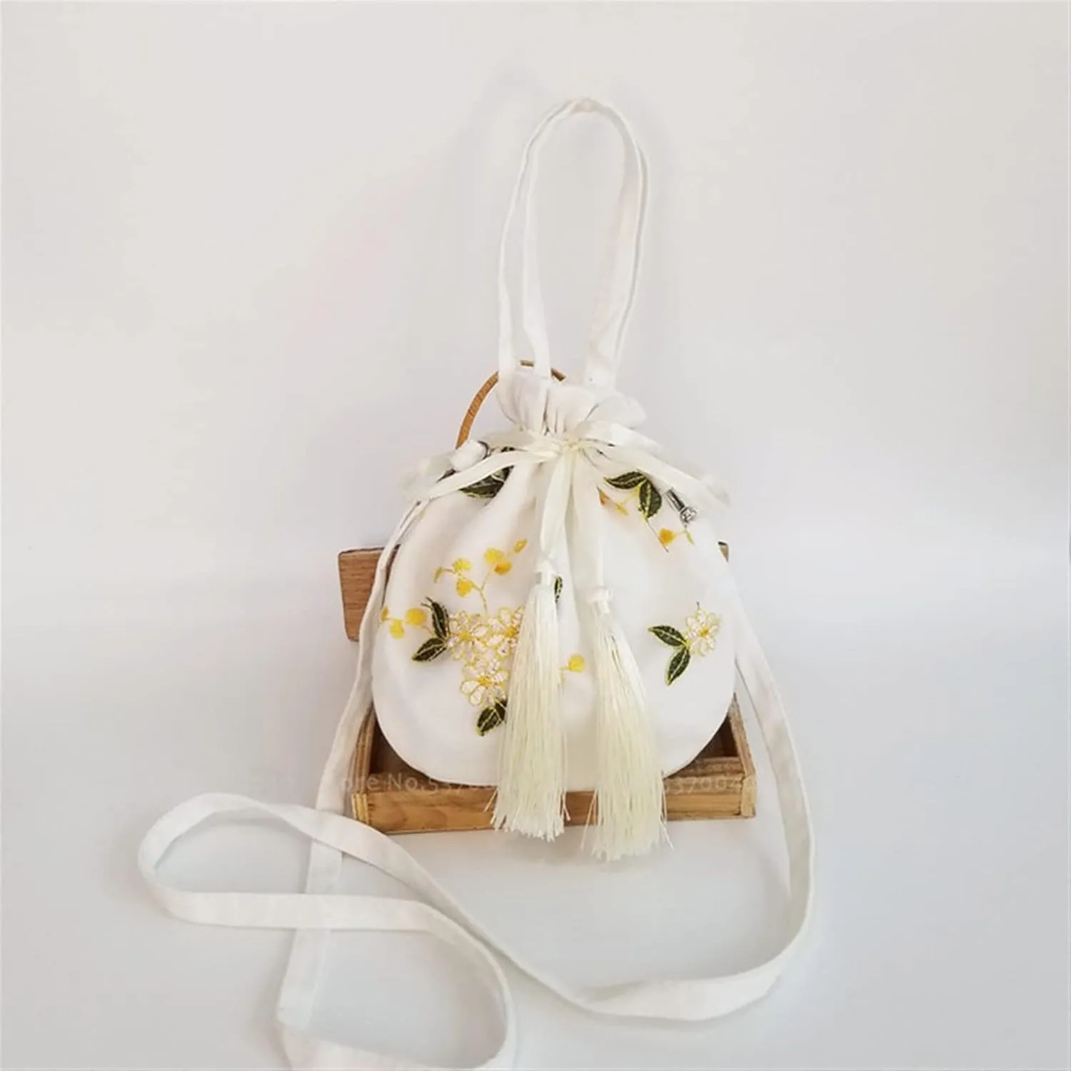 SMDSAZ Chinese Traditional Embroidery Wallet Hanfu Handbag Girl Tang Handbag (Color : 1)