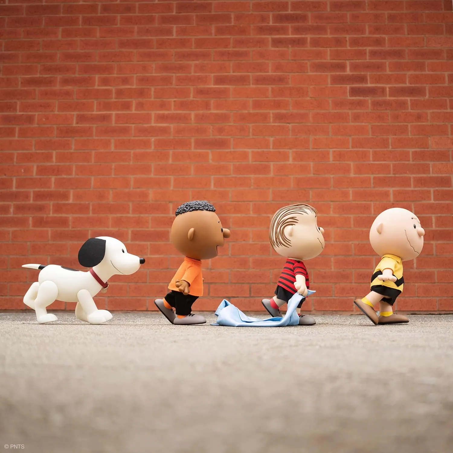 Super7 Supersize Peanuts Charlie Brown (Red Shirt) - 16" Peanuts Action Figure with Fabric Clothing Classic Cartoon Collectibles and Retro Toys