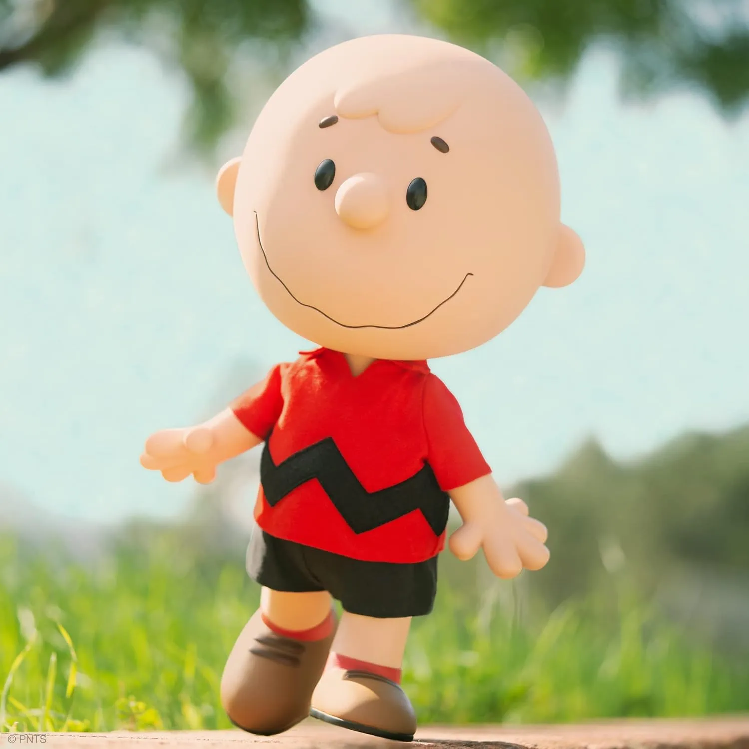 Super7 Supersize Peanuts Charlie Brown (Red Shirt) - 16" Peanuts Action Figure with Fabric Clothing Classic Cartoon Collectibles and Retro Toys
