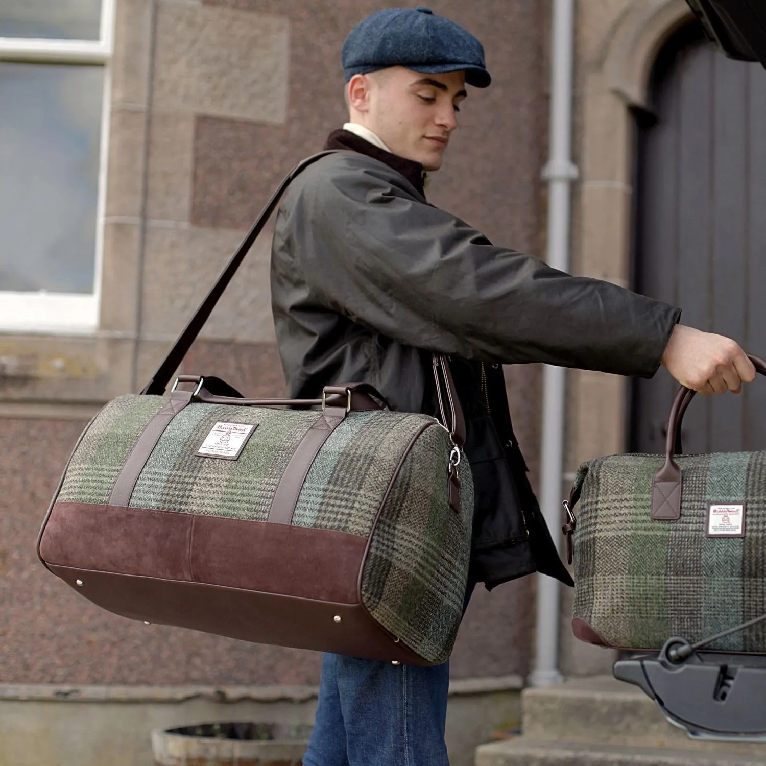 Weekend Bag - Genuine Harris Tweed Made in Scotland - Cabin-Approved Duffle - Tartan Travel Companion - Unisex Hand Luggage - Multicoloured check
