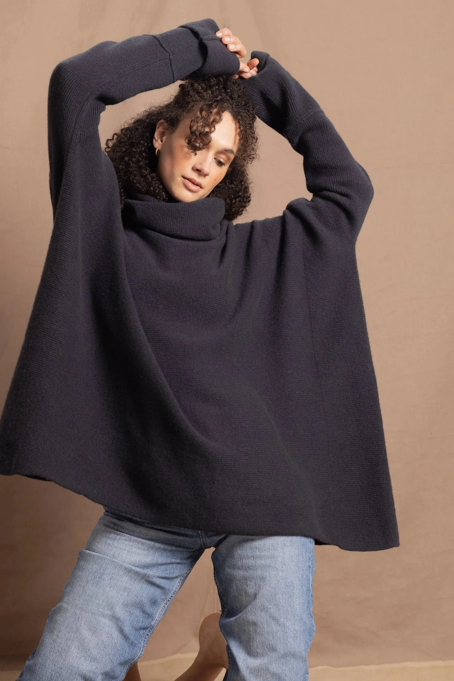 Weekender Cashmere Sweater | Ink