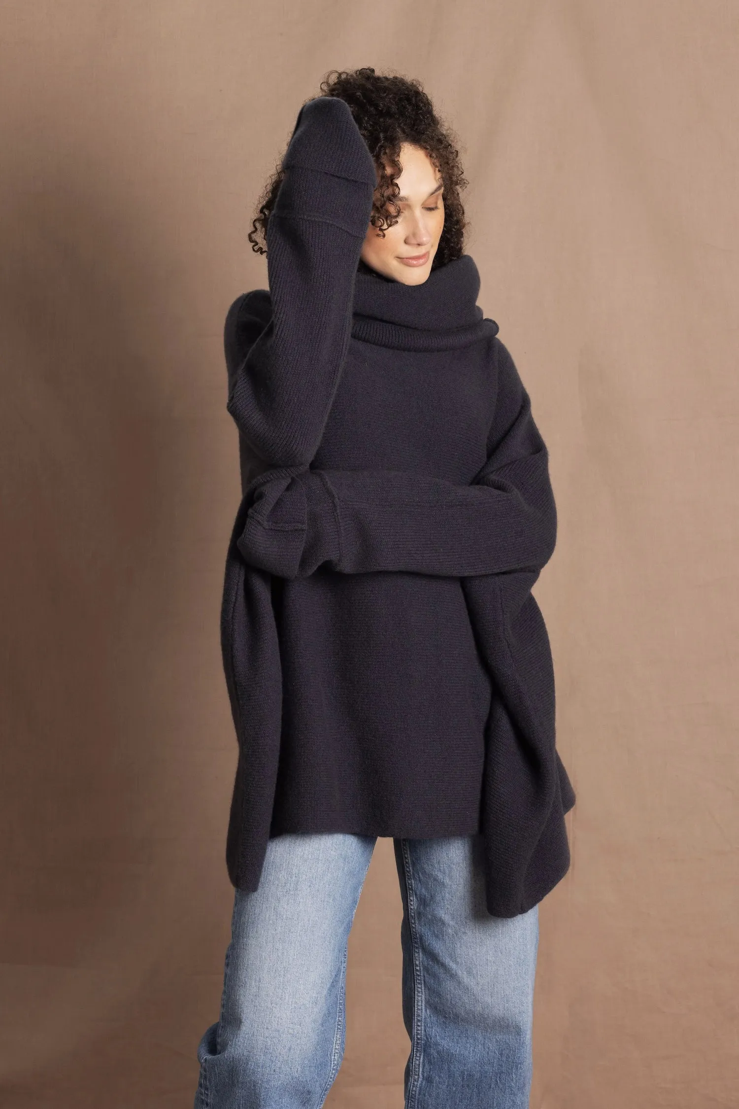 Weekender Cashmere Sweater | Ink