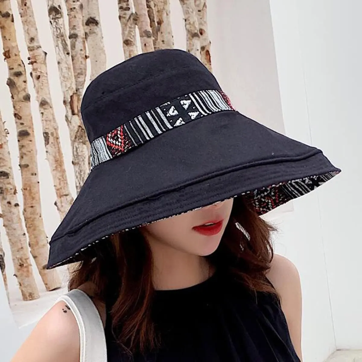 Women Wide Brim Sun Hats Metal Wired Edge Summer UV Protection Beach Fishing Hat for Hiking Garden Travel Chin Strap