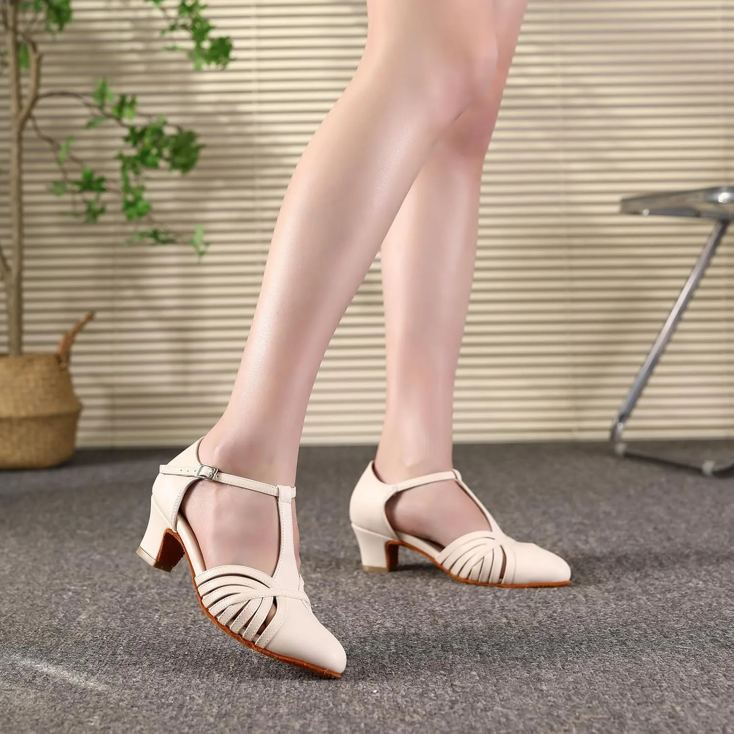 Women's Latin Dance Shoes Closed Toe Ballroom Dancing Practice Shoes CMJ-511